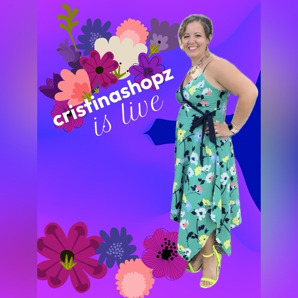 🚨@cristinashopz is Live NOW!!! 🚨 Come grab those deals!🥰 - Picture 2 of 16